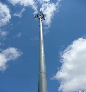 Komunikasi Poles Keluli